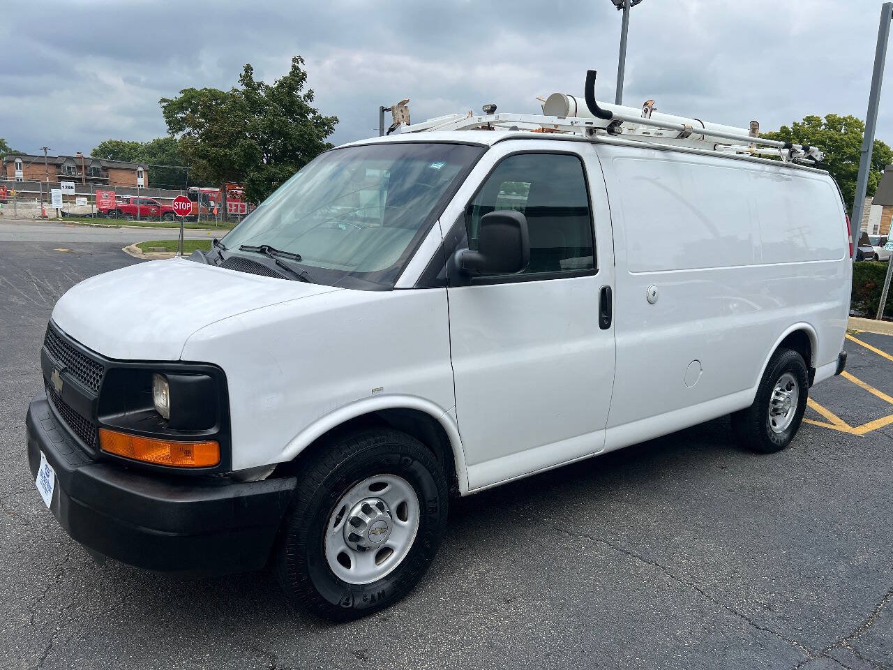 Used 2012 Chevrolet Express 2500 w/ Cold Climate Package RWD image 6