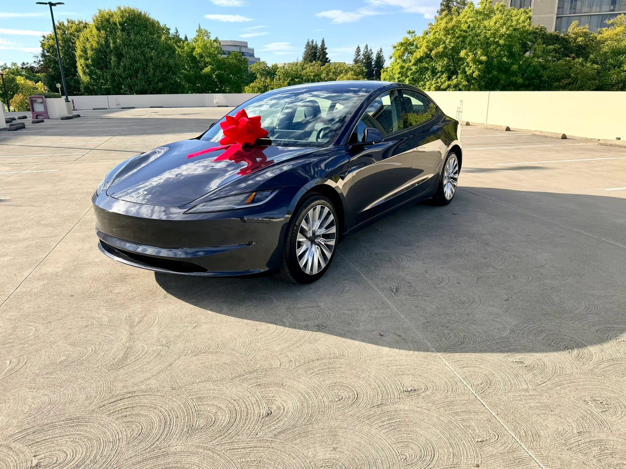 Used 2025 Tesla Model 3 Long Range RWD image 5