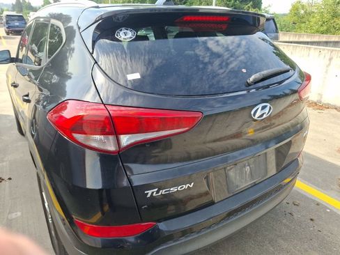 Used 2017 Hyundai Tucson SE Plus w/ Cargo Package AWD/4WD image 7