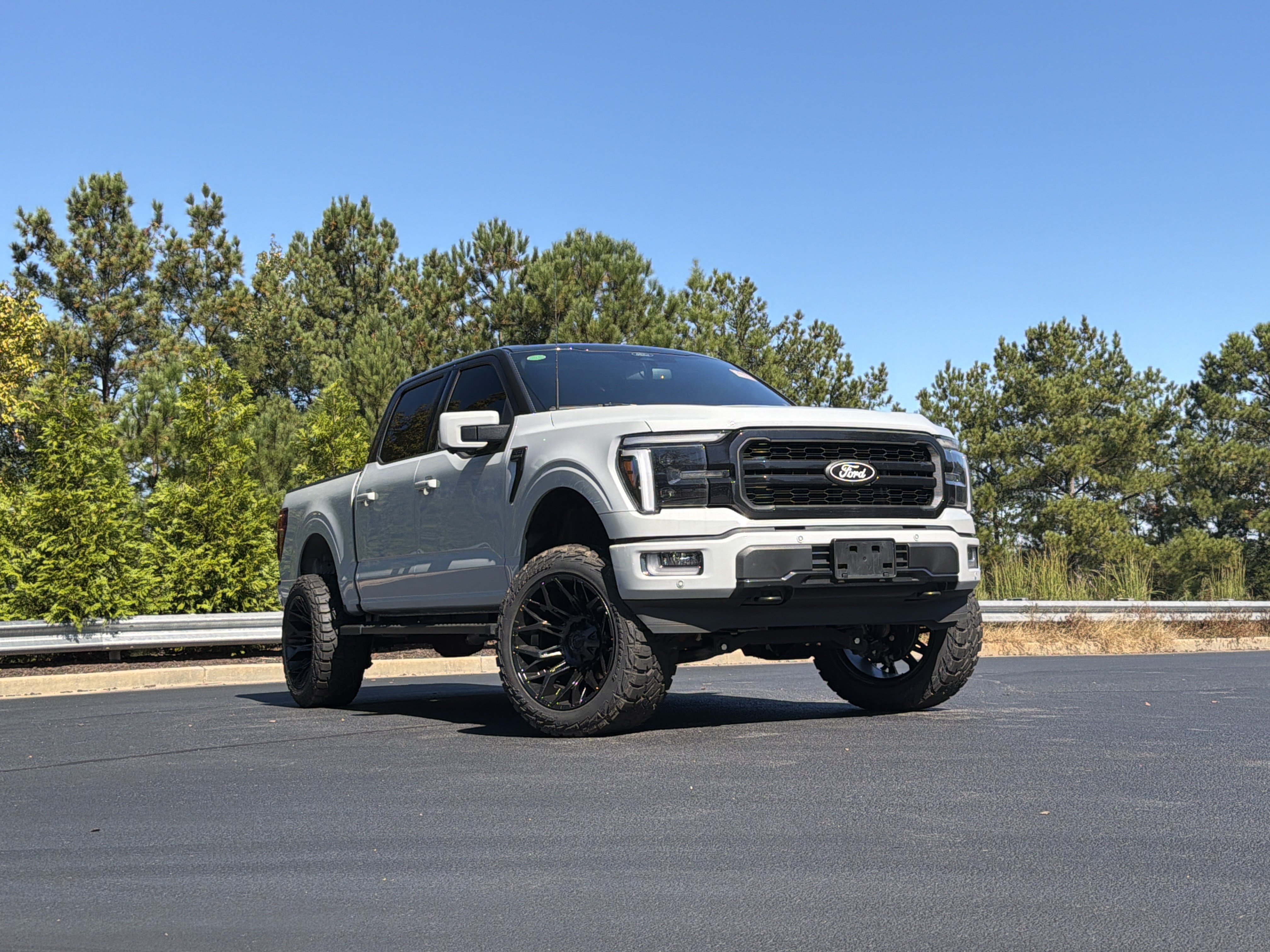 Used 2024 Ford F150 Lariat w/ Bed Utility Package AWD/4WD image 2