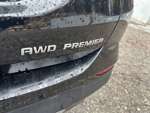 Used 2023 Chevrolet Equinox Premier image 27