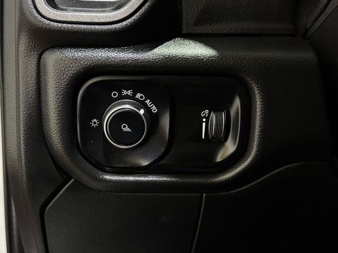 Used 2023 RAM 2500 Tradesman AWD/4WD image 21