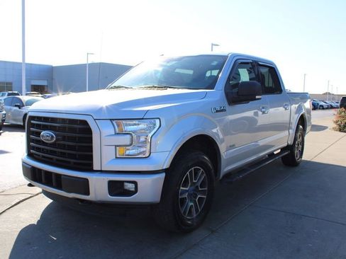 Used 2016 Ford F150 XLT w/ Equipment Group 301A Mid image 3