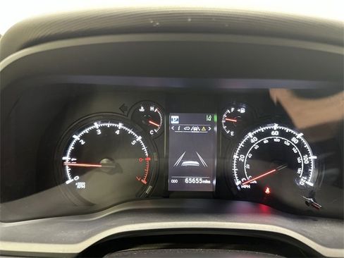 Used 2022 Toyota 4Runner SR5 image 30