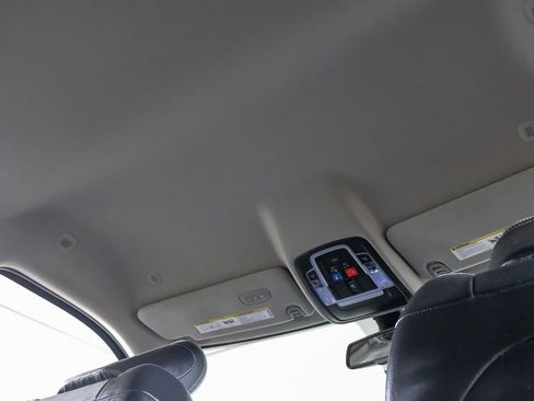 Used 2023 RAM 3500 Laramie image 28