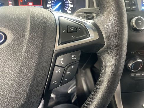 Used 2018 Ford Edge SEL w/ Ford Safe & Smart Package image 30