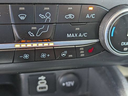 Used 2024 Ford Escape ST-Line AWD/4WD image 17