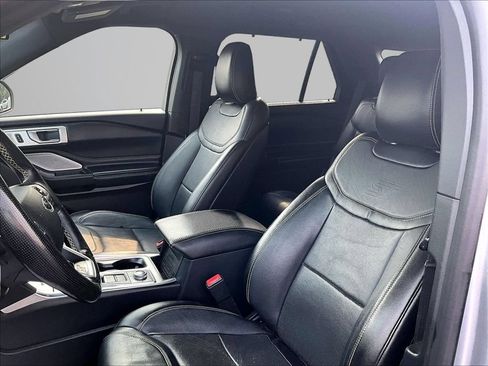 Used 2020 Ford Explorer ST w/ Premium Technology Package AWD/4WD image 23