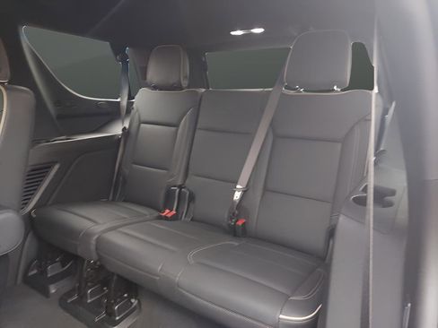 Used 2025 Chevrolet Tahoe Premier image 20