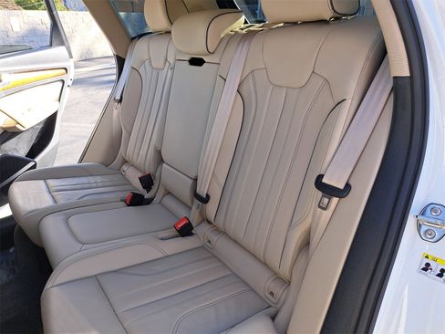 Used 2023 Audi Q5 e Premium Plus w/ Premium Plus Package image 14