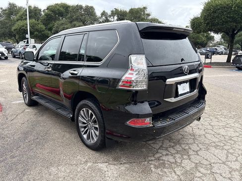 Used 2022 Lexus GX 460 Luxury w/ Off Road Package AWD/4WD image 3
