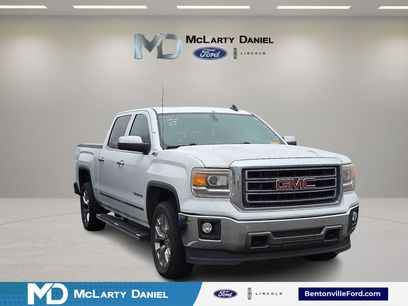 Used 2015 GMC Sierra 1500 SLT w/ SLT Crew Cab Value Package