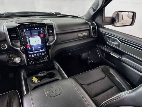 Used 2020 RAM 1500 Laramie w/ Sport Appearance Package AWD/4WD image 25