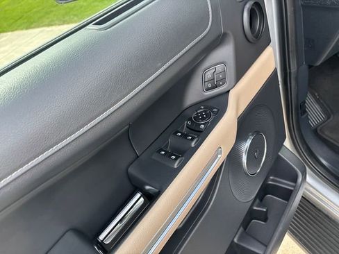 Used 2024 Ford Expedition Max Limited AWD/4WD image 11
