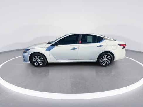 Certified 2025 Nissan Altima 2.5 S image 5