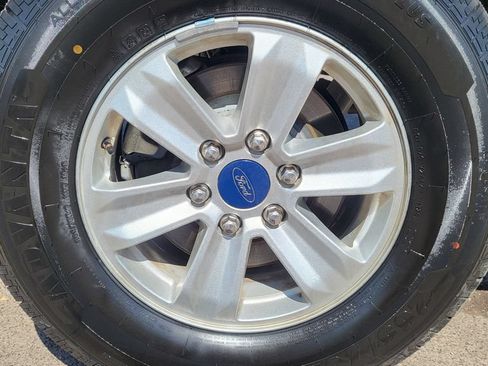 Used 2019 Ford F150 XLT w/ Trailer Tow Package AWD/4WD image 15