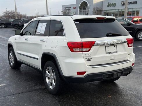 Used 2011 Jeep Grand Cherokee Overland image 5