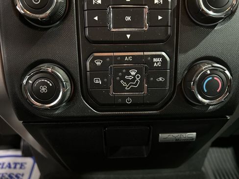 Used 2014 Ford F150 XLT w/ Equipment Group 302A Luxury AWD/4WD image 27