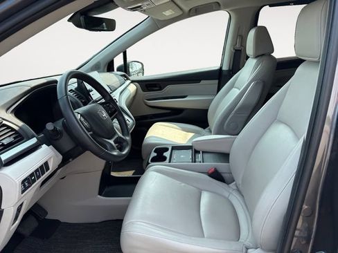 Certified 2025 Honda Odyssey EX-L image 9