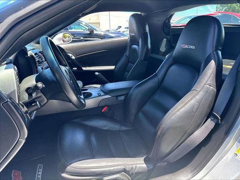 Used 2007 Chevrolet Corvette Z06 w/ Preferred Equipment Group RWD image 22