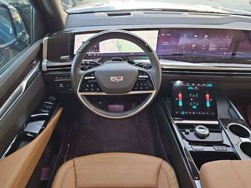 Used 2025 Cadillac Escalade Premium Luxury w/ Touring Package image 25