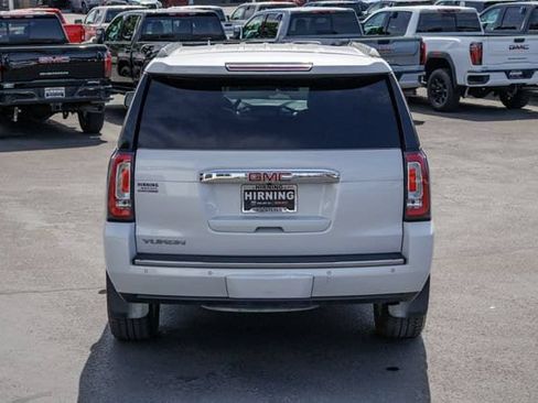 Used 2018 GMC Yukon Denali w/ Open Road Package AWD/4WD image 36