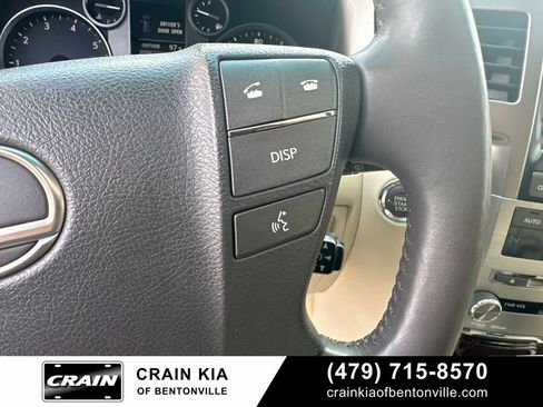 Used 2013 Lexus LX 570 4WD w/ Luxury Pkg image 28