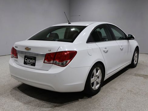 Used 2012 Chevrolet Cruze LT image 2