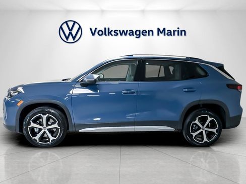 New 2026 Volkswagen Tiguan SE image 2