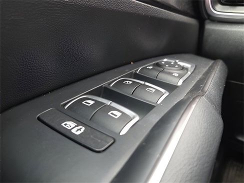 Used 2021 Kia Sorento S image 19