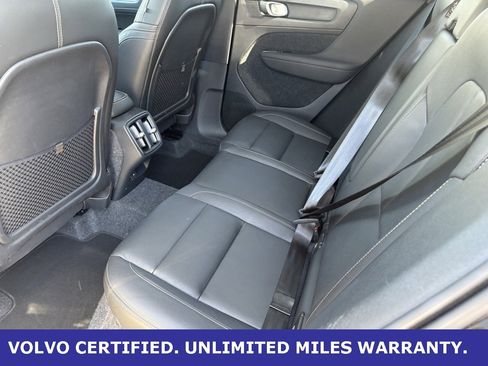 Certified 2025 Volvo XC40 B5 Plus image 29
