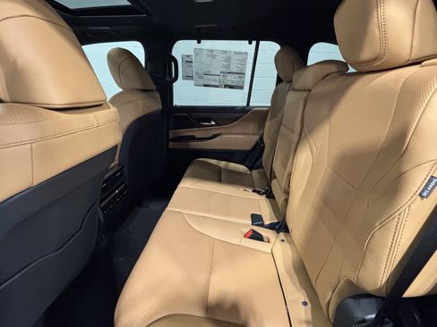 New 2026 Lexus LX 700h Luxury AWD/4WD image 34
