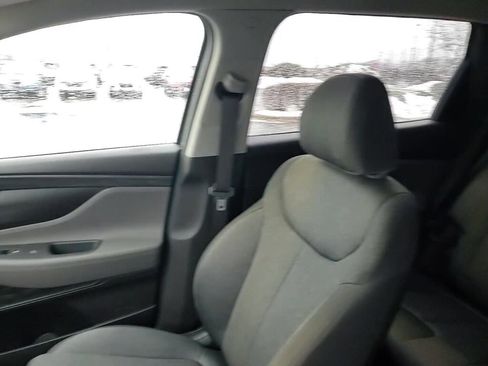 Used 2019 Hyundai Santa Fe SE image 35