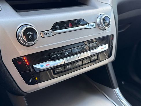 Certified 2023 Ford Explorer XLT w/ Equipment Group 202A image 20