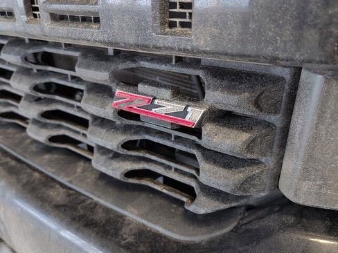 Used 2019 Chevrolet Silverado 1500 Custom Trail Boss w/ Custom Convenience Package image 7