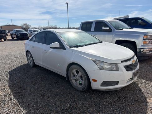 Used 2014 Chevrolet Cruze LT image 3