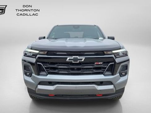 Used 2024 Chevrolet Colorado Z71 w/ Z71 Convenience Package 2 AWD/4WD image 8