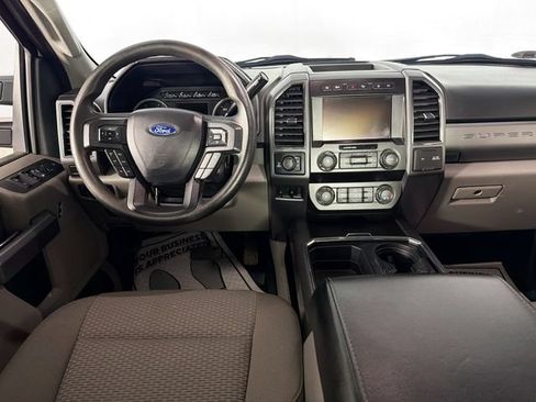 Used 2020 Ford F250 XLT w/ XLT Premium Package AWD/4WD image 21