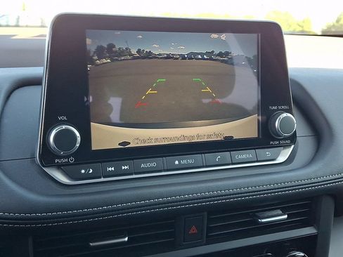 Certified 2023 Nissan Rogue S AWD/4WD image 17