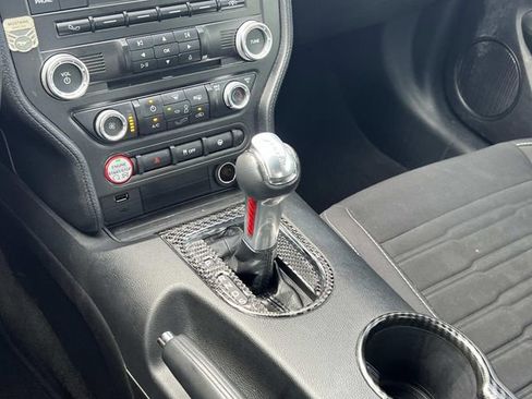 Certified 2017 Ford Mustang Coupe image 25