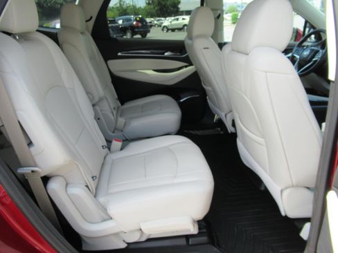 Used 2022 Buick Enclave Premium w/ Trailering Package, 5000 lbs. FWD image 33