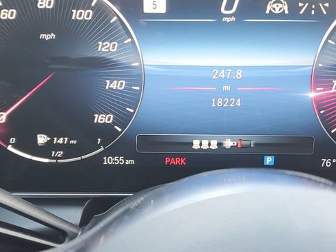 Used 2023 Mercedes-Benz GLC 300 4MATIC image 26