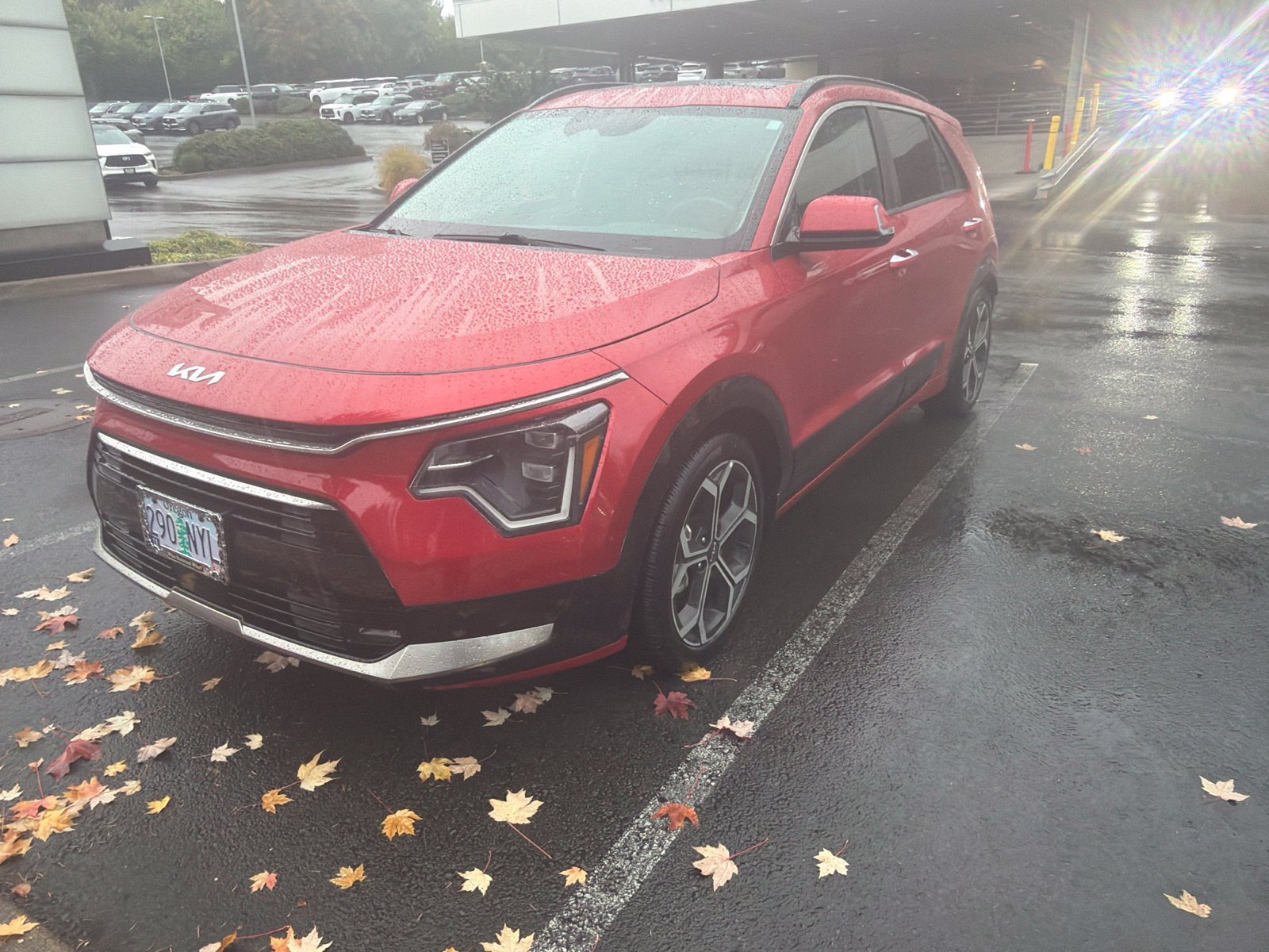 Used 2023 Kia Niro SX Touring FWD image 1