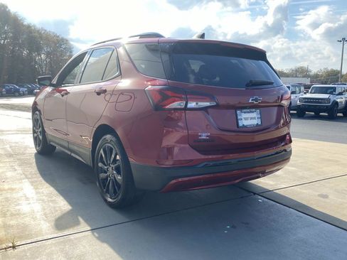 Used 2024 Chevrolet Equinox RS w/ RS Leather Package image 10