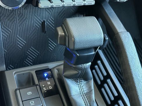 Used 2024 Toyota Tacoma SR5 RWD image 19