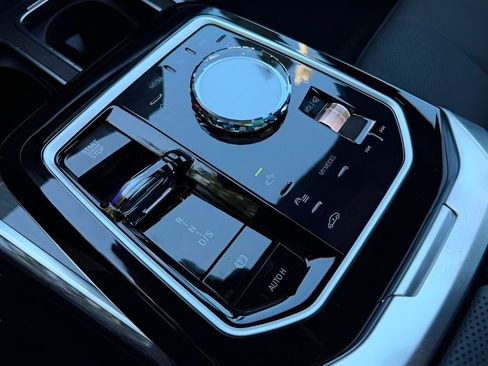 New 2026 BMW 740i w/ Executive Package RWD image 18