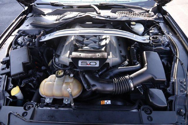 Used 2015 Ford Mustang GT Premium w/ Equipment Group 401A RWD image 26