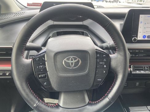 Used 2023 Toyota Prius Prime SE image 17
