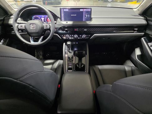 Used 2024 Honda Accord Touring image 18