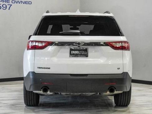 Used 2020 Chevrolet Traverse LT FWD image 13